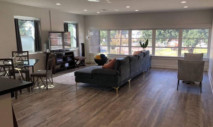 Lake Charles Apartment | Brand new great view downtown apartment- Iris 4!