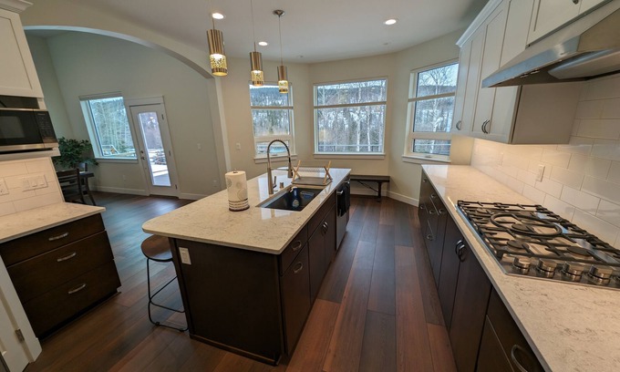 Hillside East House | Brand new mountainside retreat with beautiful views close to town!