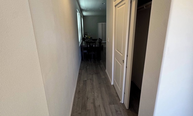Thurston Condo | Brand New never lived in 3-bedroom Duplex in enjoyable Springfield with AC