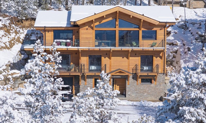 Les Angles Ski Chalet | Brand-new, top-of-the-range chalet with panoramic views (sauna, steam room, billiards)