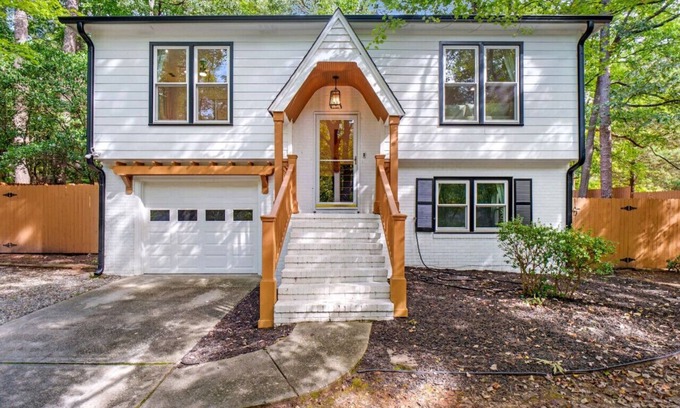 North Raleigh Apartment | Brandyapple Retreat by Rather Properties
