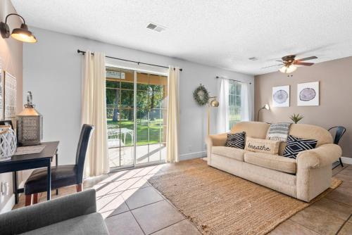 Table Rock House | Branson Vacation Station - Charming 1 BDR Condo in the Middle of Everything