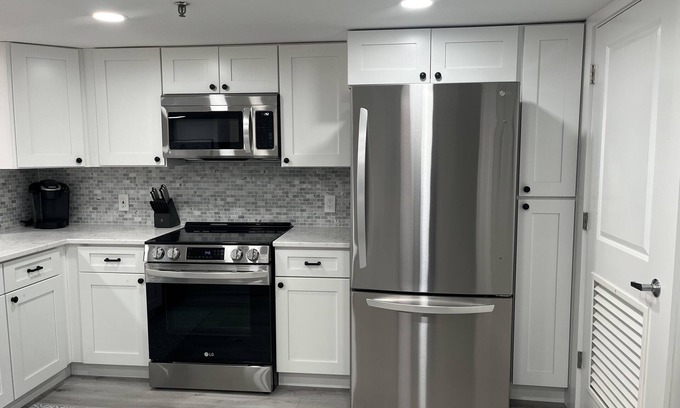 Destin Condo | "Breakers East 904"-Gulf Front Spacious 2 BR/2BA Beach setup included