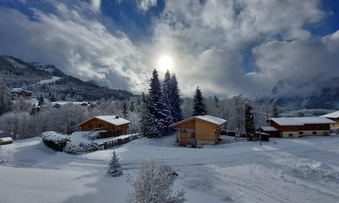 Les Carroz-d'Araches Apartment | Breathtaking view/South facing balcony/WE possible