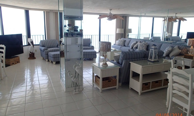 Daytona Beach Shores Condo | Breathtakingly Beautiful, Intoxicating, Titillating, Relaxing, To Be Happy !