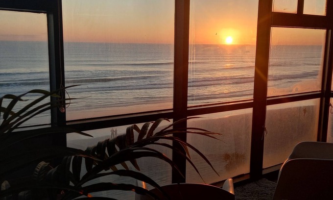 Daytona Beach Apartment | Breathtaking Direct Oceanfront