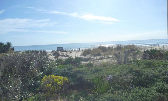 Marseillan Plage Apartment | BREATHTAKING SEA VIEW