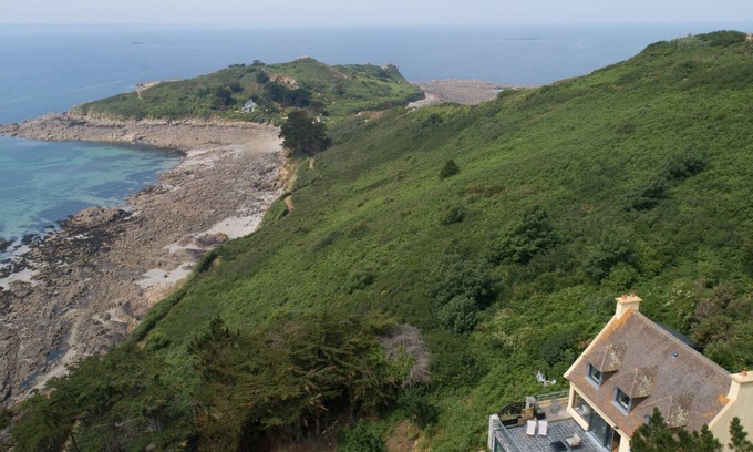 Trebeurden House | Breathtaking site, feet in the water, wild peninsula, all seasons