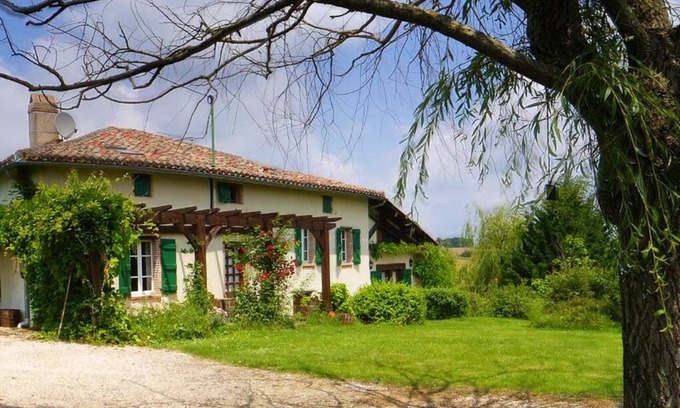 Verlhac-Tescou House | Breathtaking Views - French Farmhouse & Pool - Southwest France