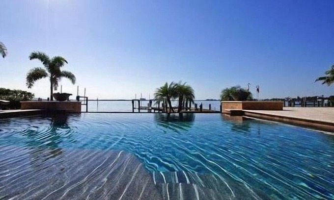 Caloosahatchee House | Breathtaking Views! Dock is in!