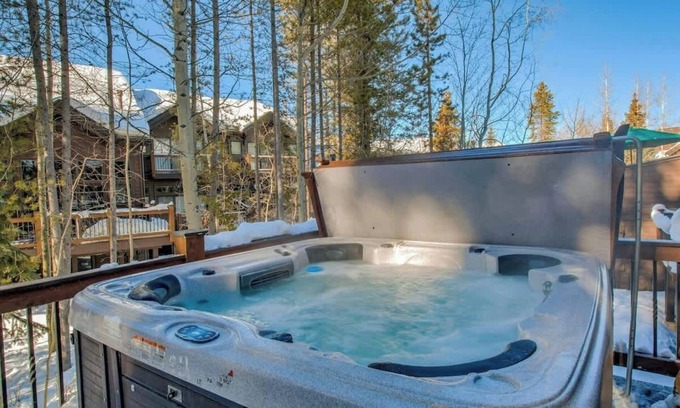 Breckenridge Ski Chalet | Breck Haven Luxury Townhome & Private Spa