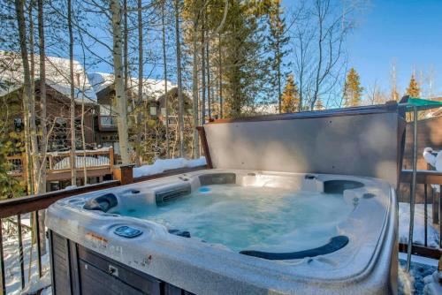 Warrior's Mark Ski Chalet | Breck Haven Luxury Townhome Private Spa