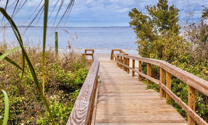 Tybee Island Condo | Breezy Palms on the Bay! Dolphins, Pool, SB&RC Beachfront Condos