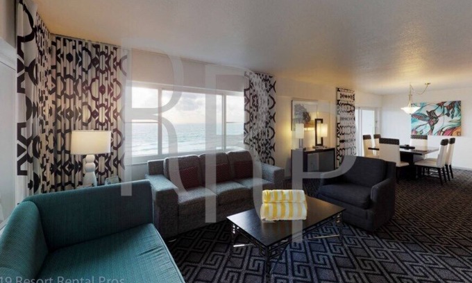 Surfside Condo | Breezy Solara Surfside, 2 Bedroom Oceanfront Resort