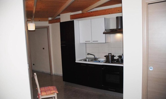 Bitonto Apartment | Brezzolina 2 bedroom Apartment with parking