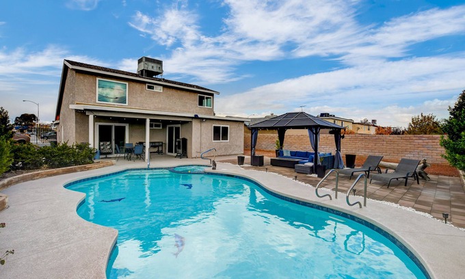 Spring Valley Villa | Bridgeview Villa
