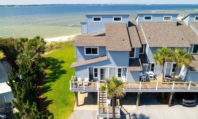 Pensacola Beach House | Bright and beautiful 2 Bedroom Sound Front Townhouse/Pet Friendly!