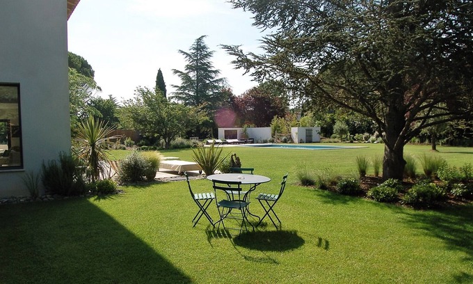 Aix-en-Provence House | Bright and Warm House, quiet, 5min from the center of Aix,