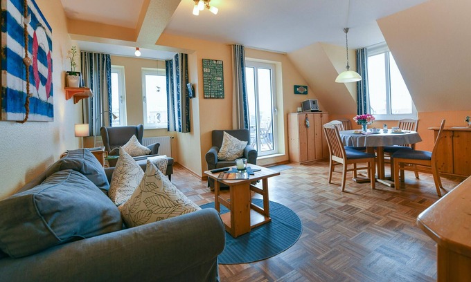 Wangerooge Apartment | Bright apartment near the beach for up to five people!