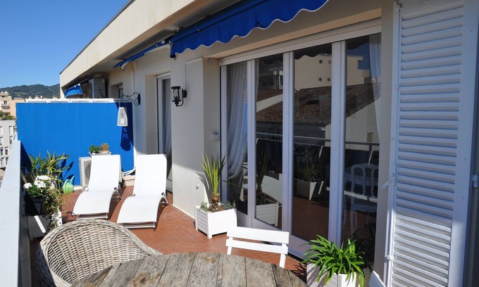 La Bocca Apartment | Bright Cannes F3 at 5mn beach 2 mn shops garage appt 2 ch 1 Sdb 4 pers 76m2