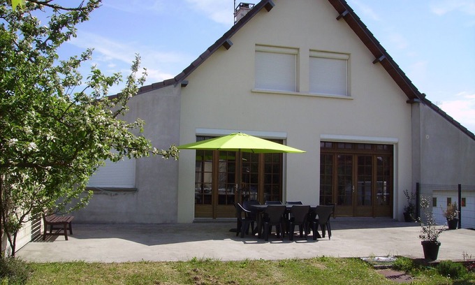 Agon-Coutainville House | Bright house on large walled garden in a dead end