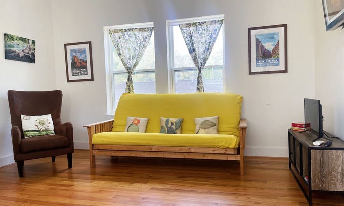 Greater Heights House | Bright Loft Apt w/pool Heights