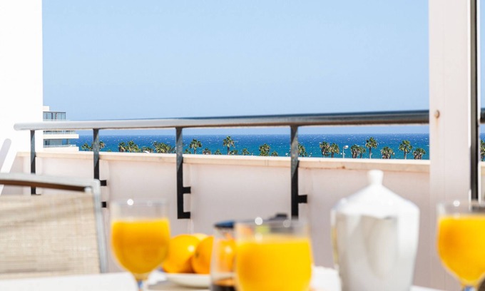 Roquetas de Mar Apartment | BRIGHT PENTHOUSE WITH SUN ALL DAY AND VIEWS OF THE SEA AND THE GOLF COURSE