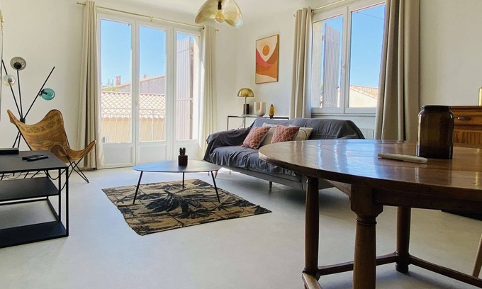 Beaucaire Apartment | Bright Space with Balcony, 3 Bedrooms, and Parking: Perfect Holidays!