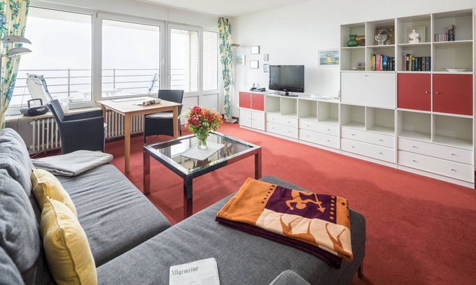 Norderney Apartment | Bright, spacious 2-room vacation apartment in a prime island location with sea views!