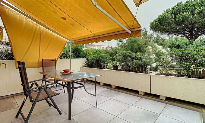Carnon-Plage Apartment | Bright studio with terrace, air conditioning, near port & beach, private parking