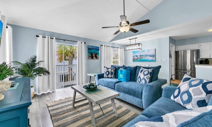 Destin Condo | Bring Your Boat To Destin Sands 402 Close To The Beach
