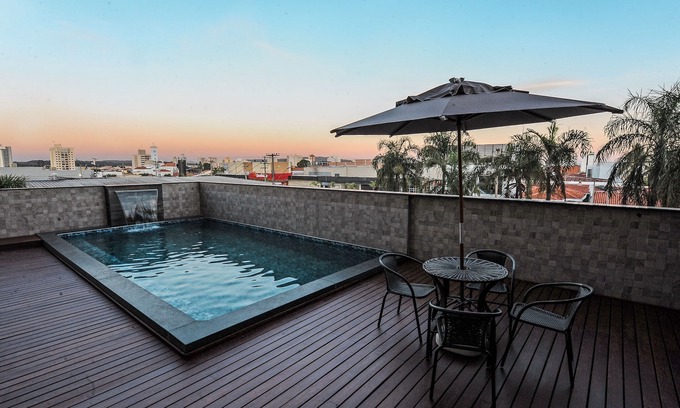 Rio Claro Hotel | Bristol Infinity