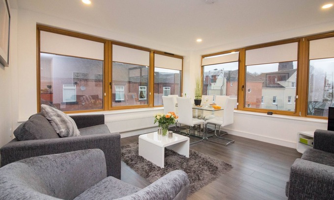 Leek Apartment | Britannia Chambers