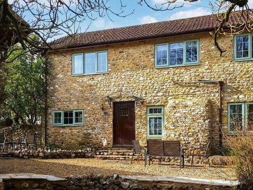 Axminster House | Britannia - Uk50124