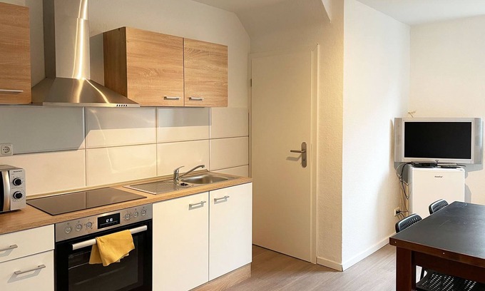 Rhein-Erft-Kreis District Apartment | Brl01 - Apartment in Brühl-mitte, 60qm, 2 Zimmer, Max. 4 Personen