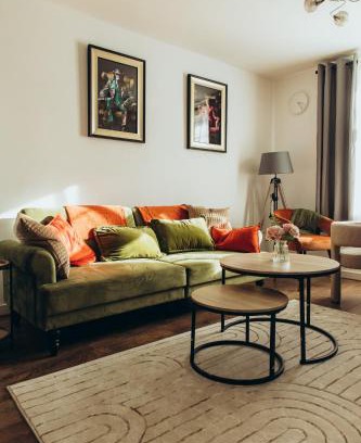 Bromley Common and Keston Apartment | Bromley Stylish Modern Escape 2 Bed Apartment