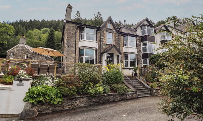 Betws-Y-Coed Cottage | Bron Celyn