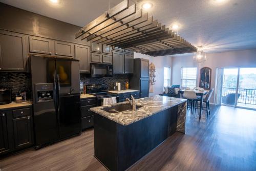 Mid America Apartment | Brooklynn's Bay, Elegant Lakefront Condo Retreat