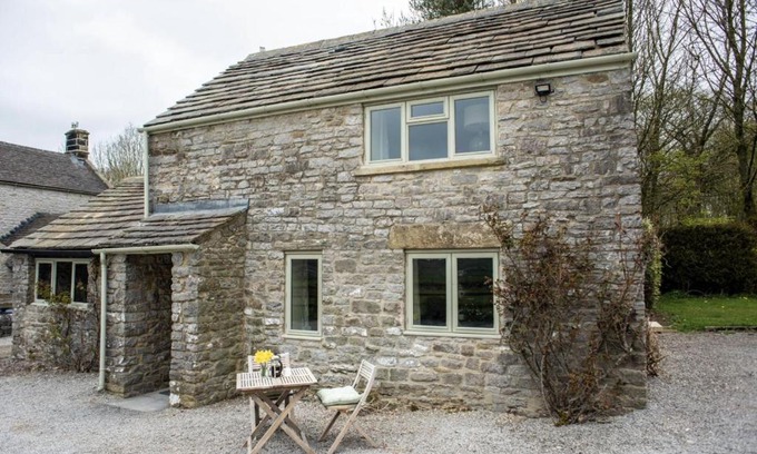 Foolow House | Brosterfield Cottage - two bedroomed option