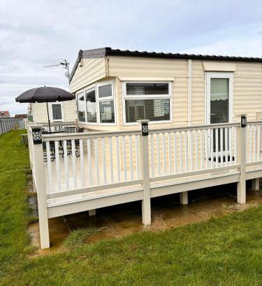 Ingoldmells Apartment | Browns caravan rentals, ingoldmells 4 berth caravan silver beach