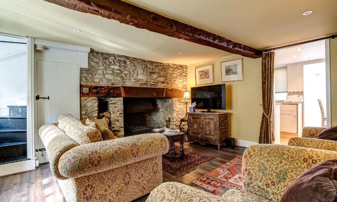 Woodstock House | Browns Lane