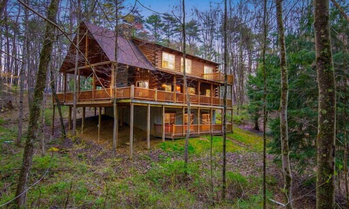Logan Cabin | Buckeye Trail | Hocking Hills