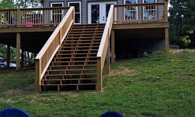 Keslers Cross Lanes Cabin | Buckingham cabin#2 @ the Lake minutes from New River Gorge National Park Hot tub