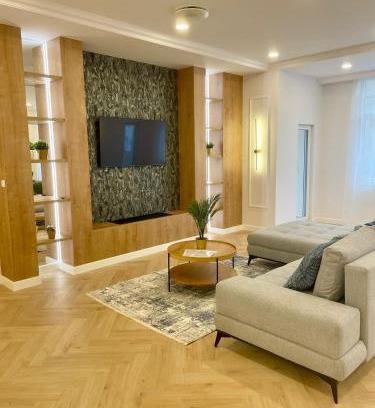 Vizivaros Apartment | Buda Suite I HillCharm I 3bdrm