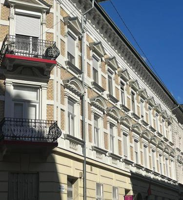 Terezvaros Apartment | Budapest Central Andrassy Apartment