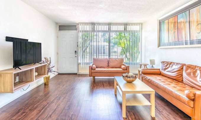Oakland Park Apartment | Budget-Conscious w/Style near Ft Lauderdale Beach