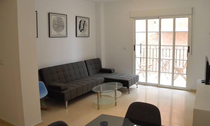 Garrucha Apartment | Buena Vista lovely 2 bedroom, 1 bathroom 5 minutes to beach