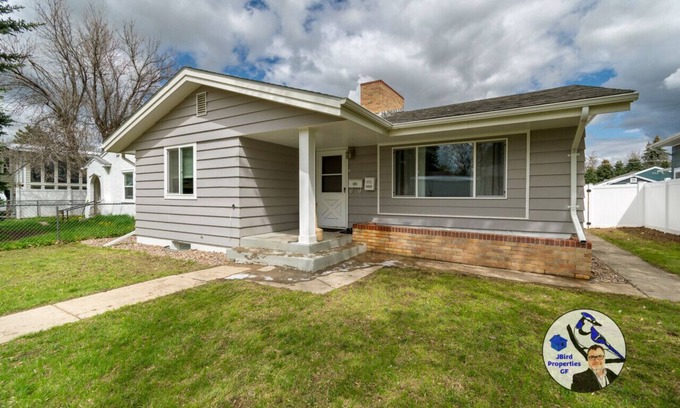 Great Falls House | Buffalo Jump Retreat - Extended Stay