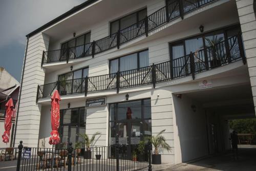 Satu Mare Bed & Breakfast | Buhay Osanu