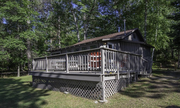 St Germain Cabin | Built for families! Big Deck, Porch, A/C, Snowmobile and ATV trail access